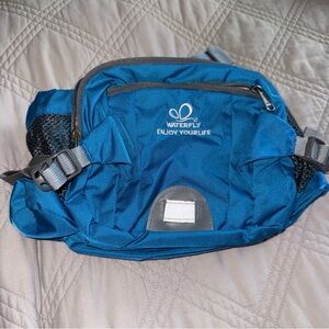 Waterfly Blue Waist Bag with Gray Details